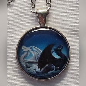 Silver Double Dragon Pendant Necklace - NEW